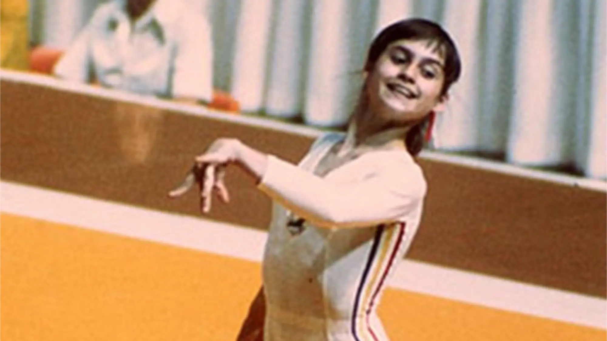 La gymnaste roumaine Nadia Comaneci aux Jeux Olympiques de Montréal. Photo&nbsp;: Comité olympique roumain, Wikimédia Commons, domaine public.