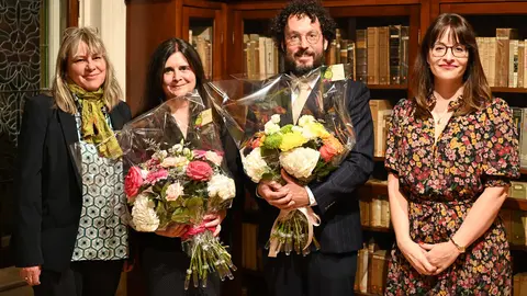 Remise du prix Jean-Éthier-Blais 2024. De gauche à droite : Jeanne Simoneau, responsable de la commercialisation chez Lux Éditeur; Sophie Marcotte, présidente du jury; Jonathan Livernois, auteur et lauréat du prix Jean-Éthier-Blais; Myriam D’Arcy, directrice générale de la Fondation Lionel-Groulx.