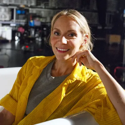 Léane Labrèche-Dor sur le plateau de tournage de la série Nos géants, saison 3