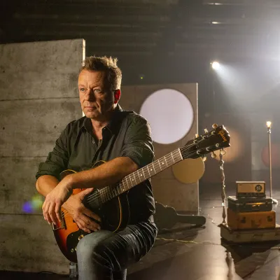 Daniel Boucher sur le plateau de tournage de la série Nos géants, saison 3